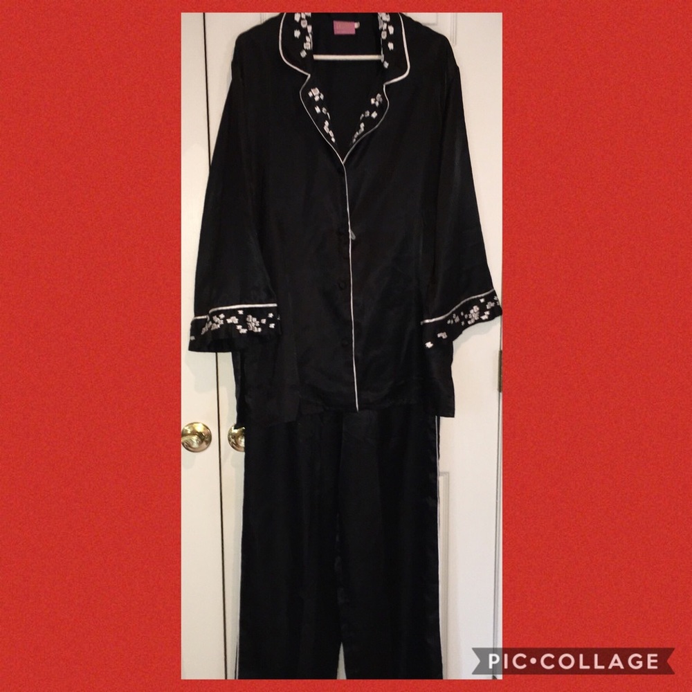 CASSINI PAJAMAS / LOUNGER